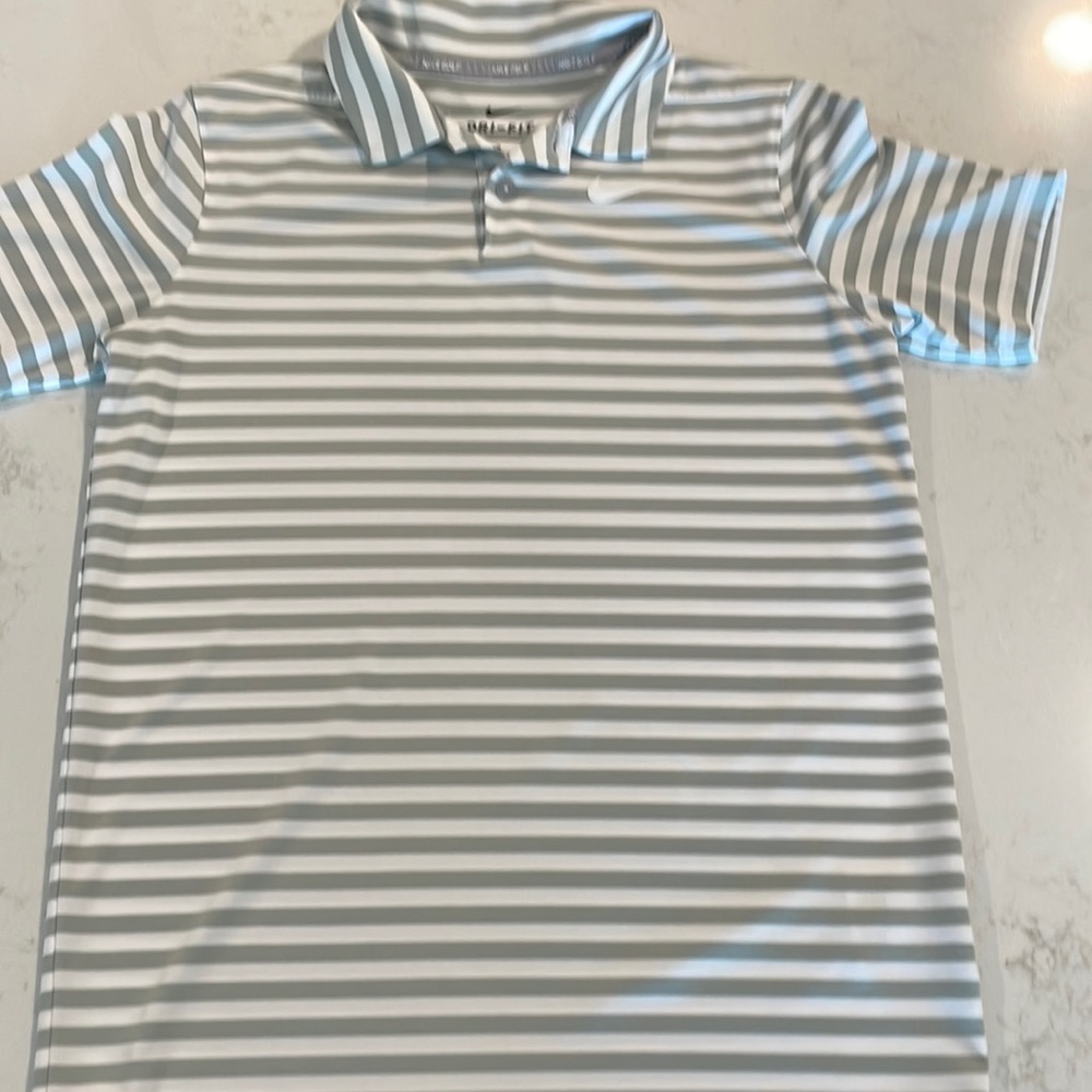 Boy Nike dri-fit golf polo